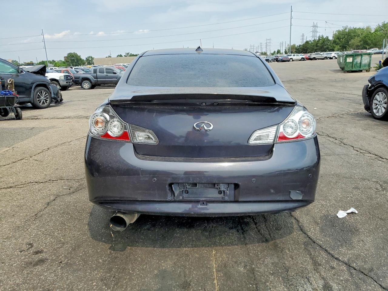 2010 Infiniti G17 X - Фото 6