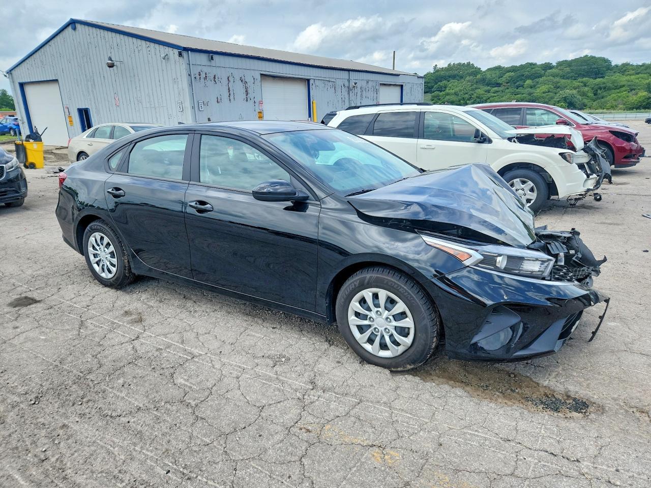 2024 Kia Forte Lx - Image 4