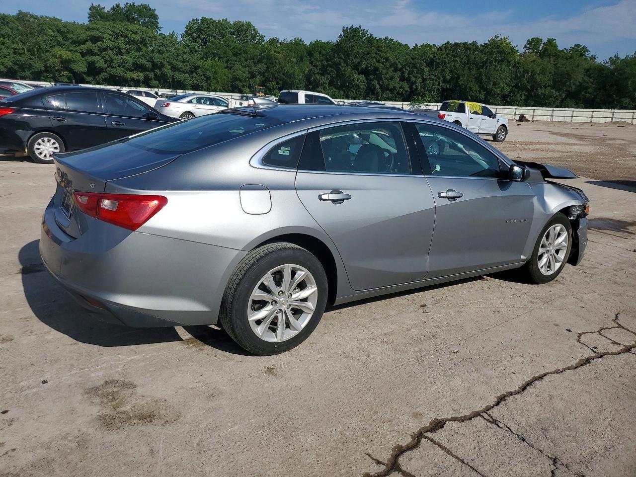 2024 Chevrolet Malibu Lt - Фото 3