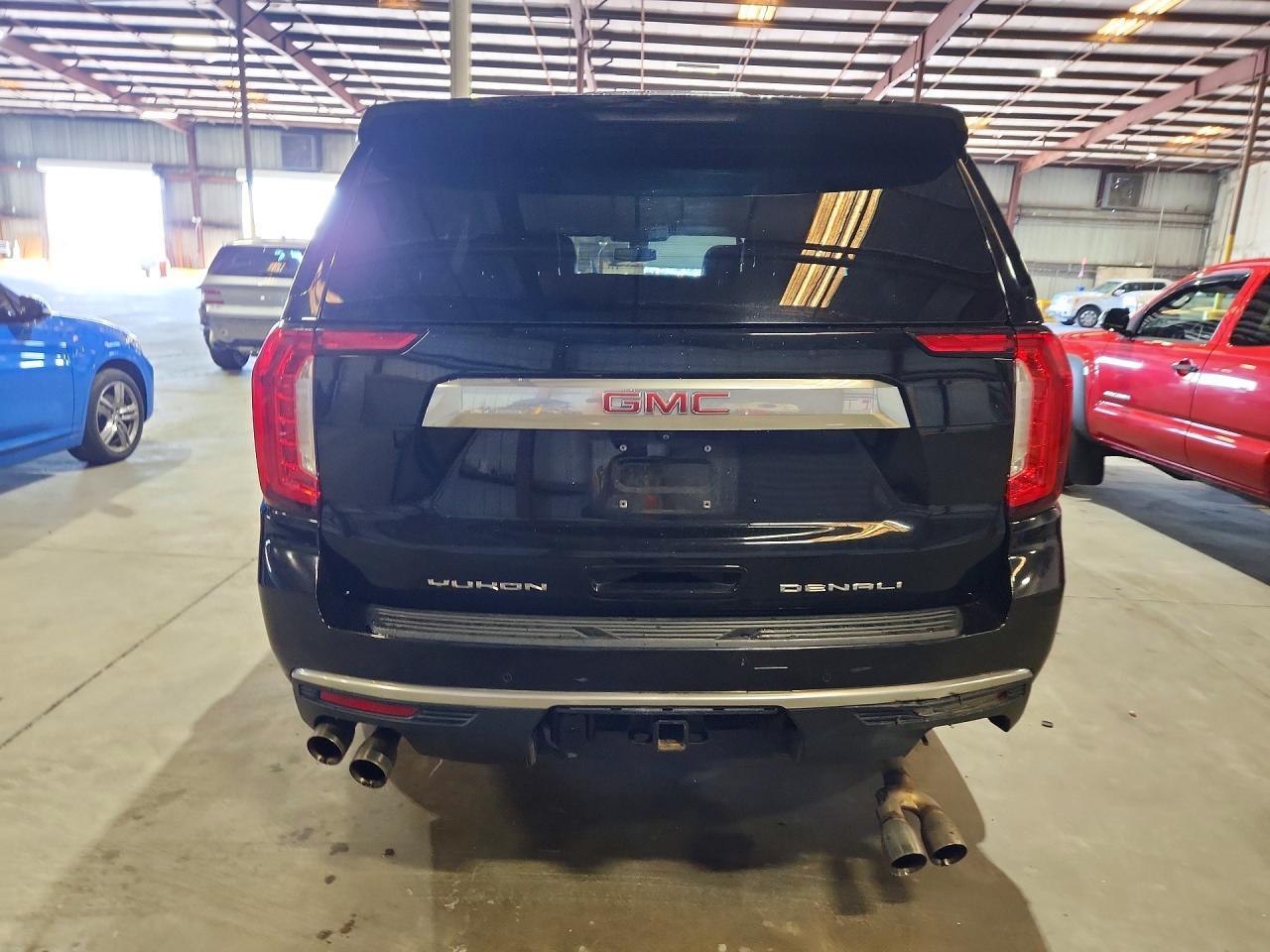 2021 GMC Yukon Denali - Image 6