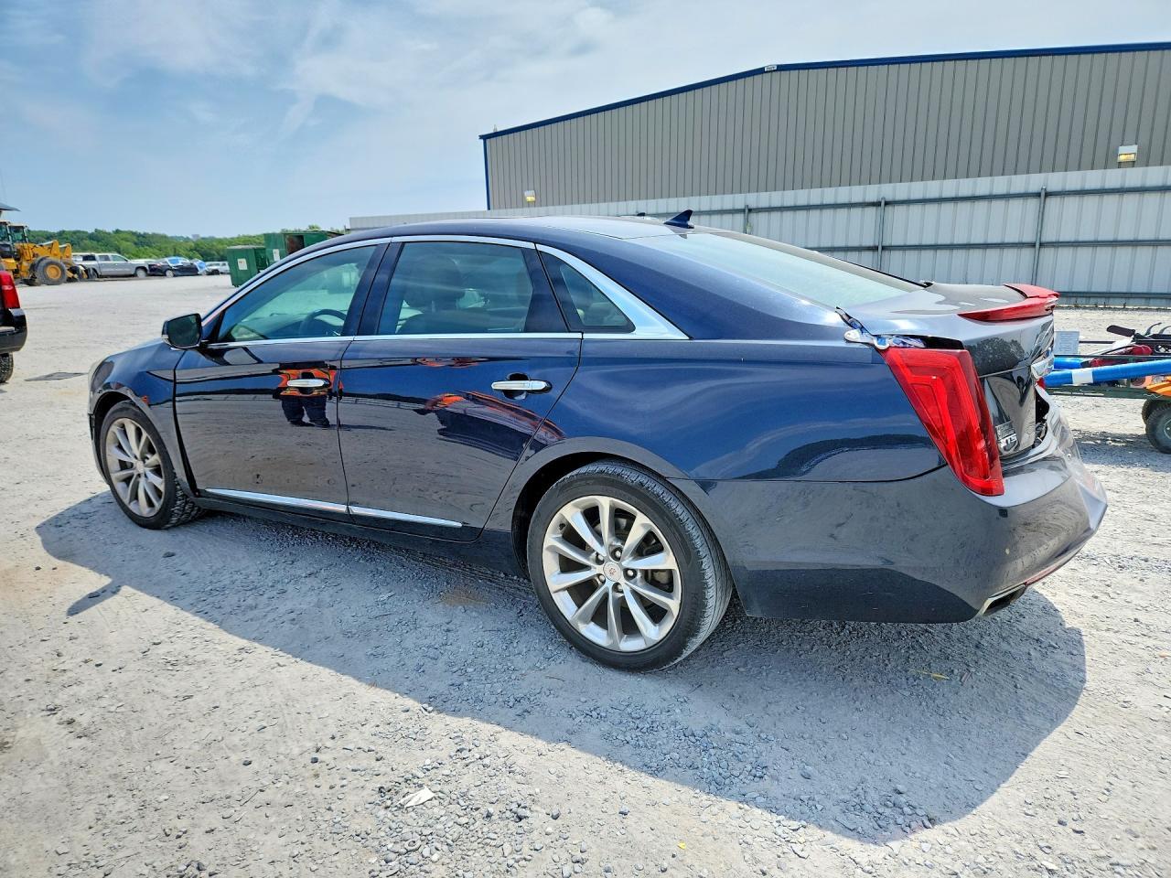 2013 Cadillac Xts Luxury Collection - Image 2
