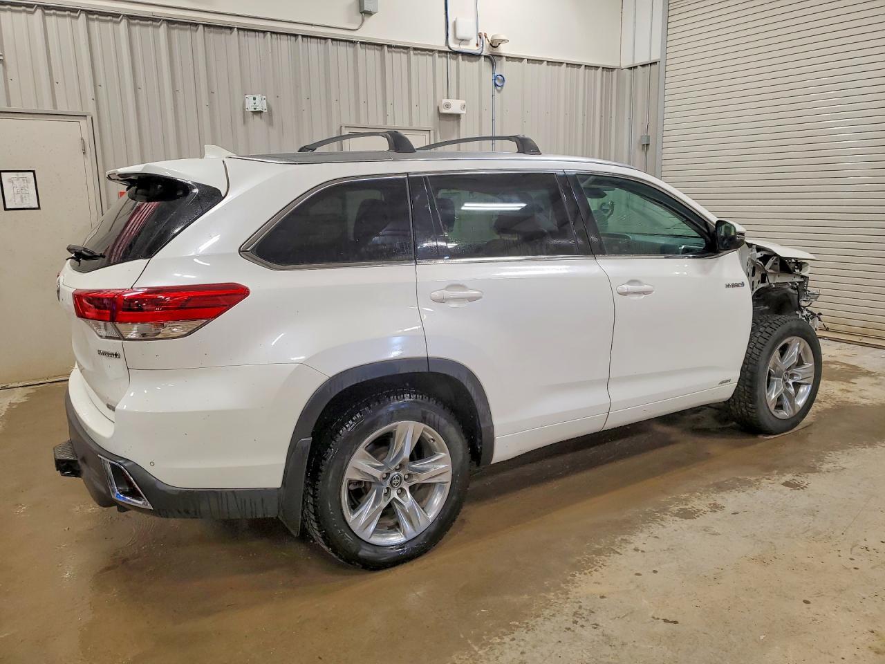 2018 Toyota Highlander Hybrid Limited - Фото 3