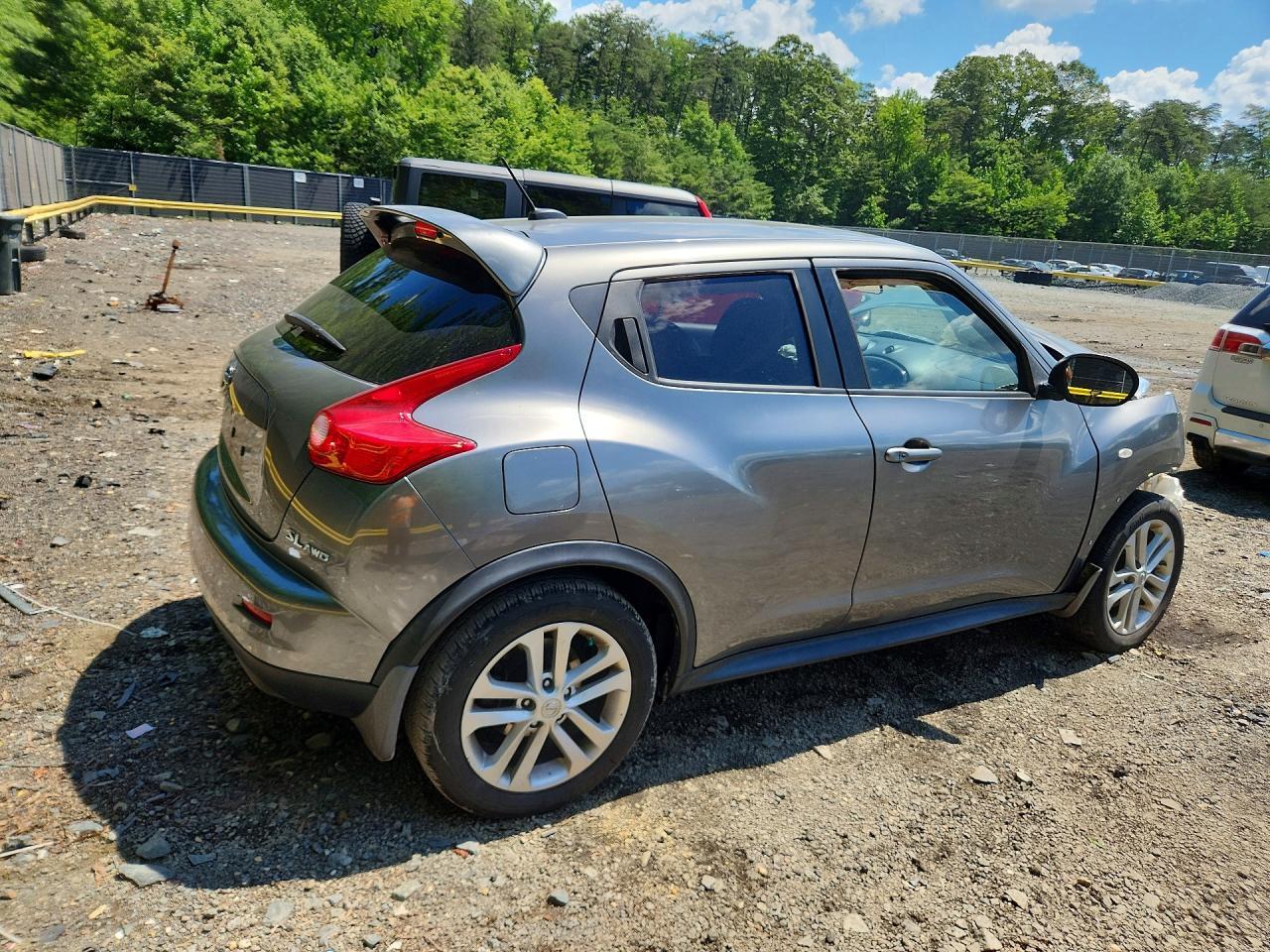 2011 Nissan Juke S - Image 3