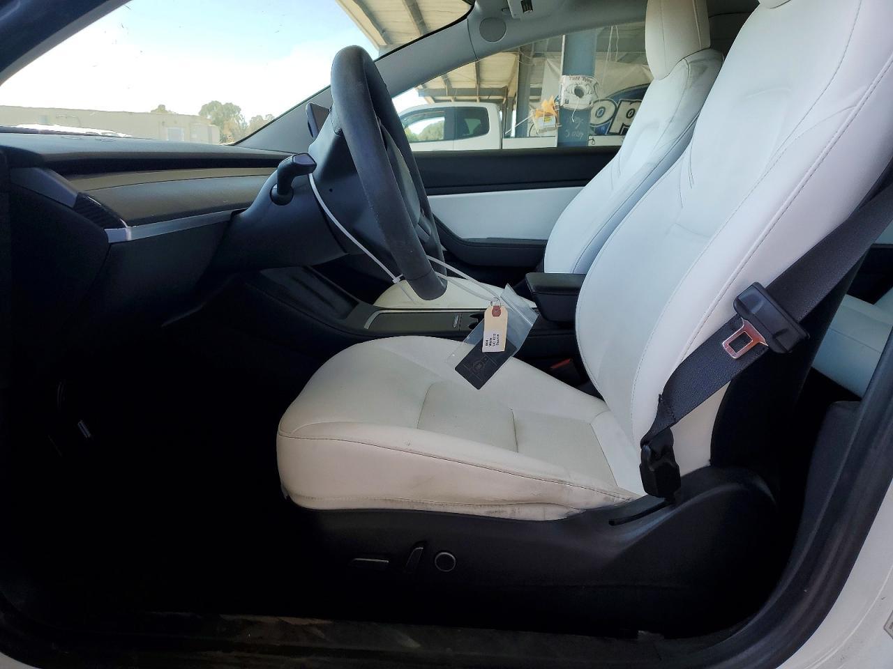 2021 Tesla Model 3 - Image 7