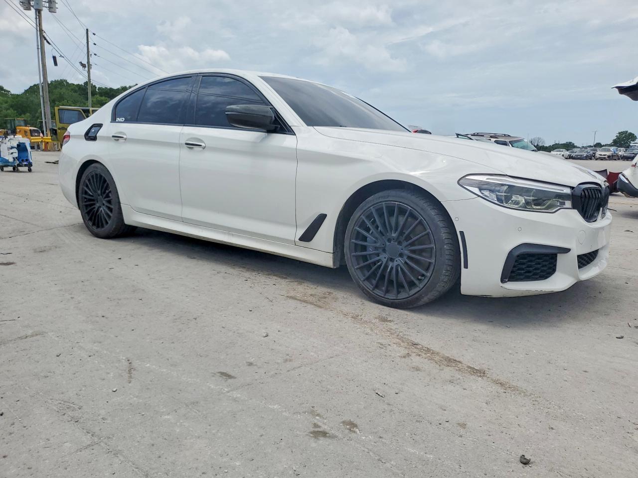 2018 BMW M550Xi - Image 4
