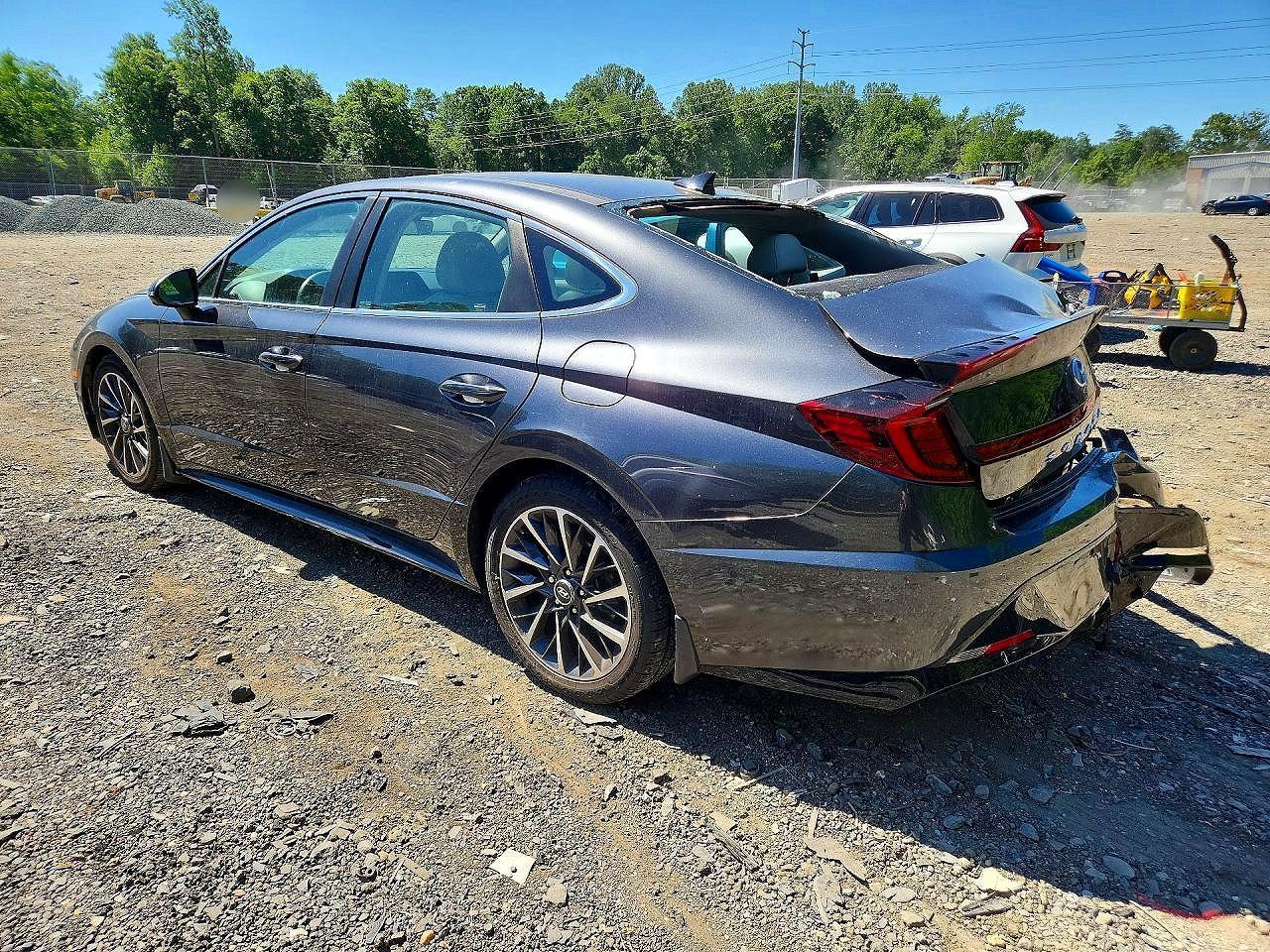2020 Hyundai Sonata Limited - Image 2