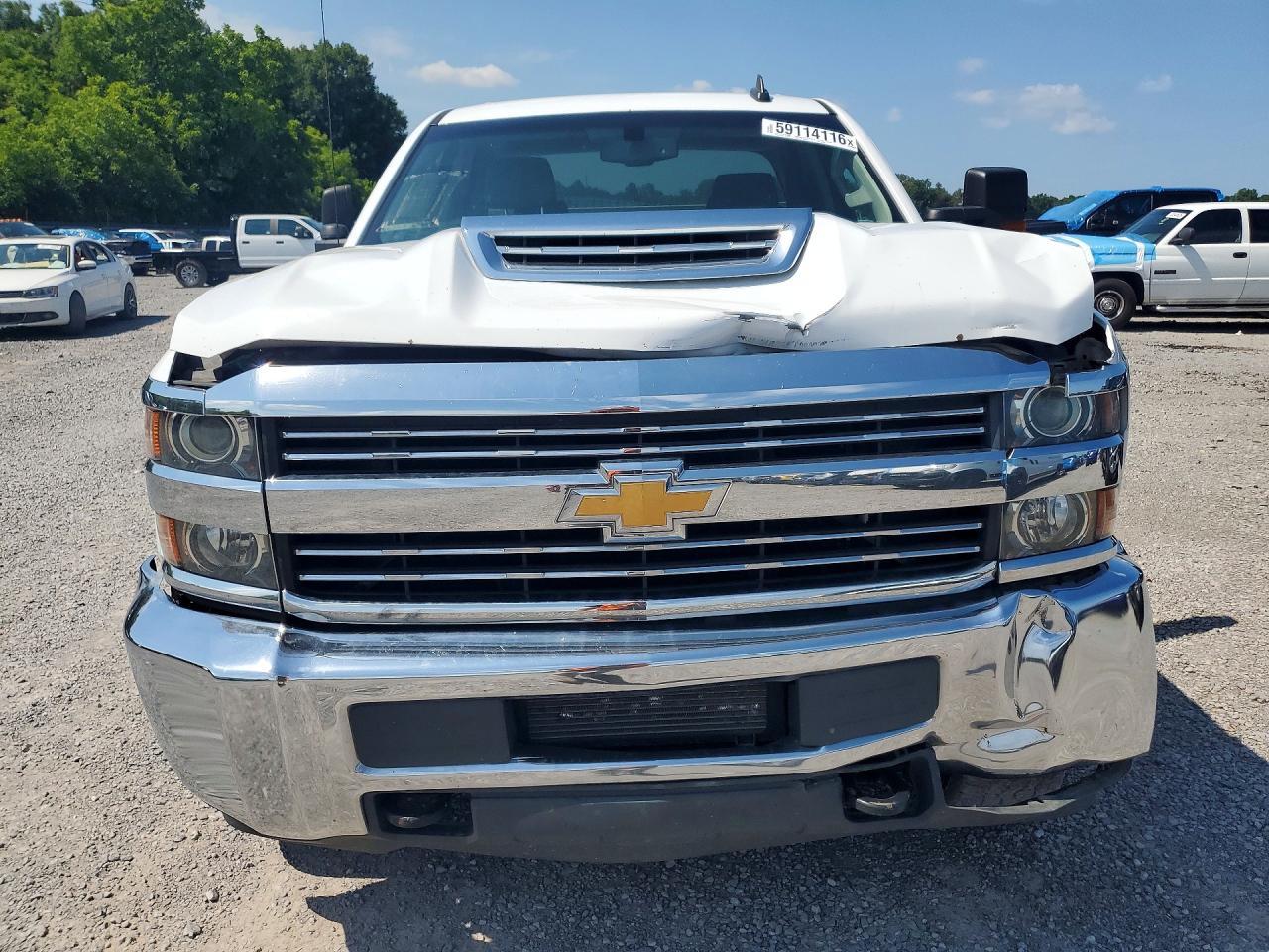2018 Chevrolet Silverado C2500 Heavy Duty - Фото 5