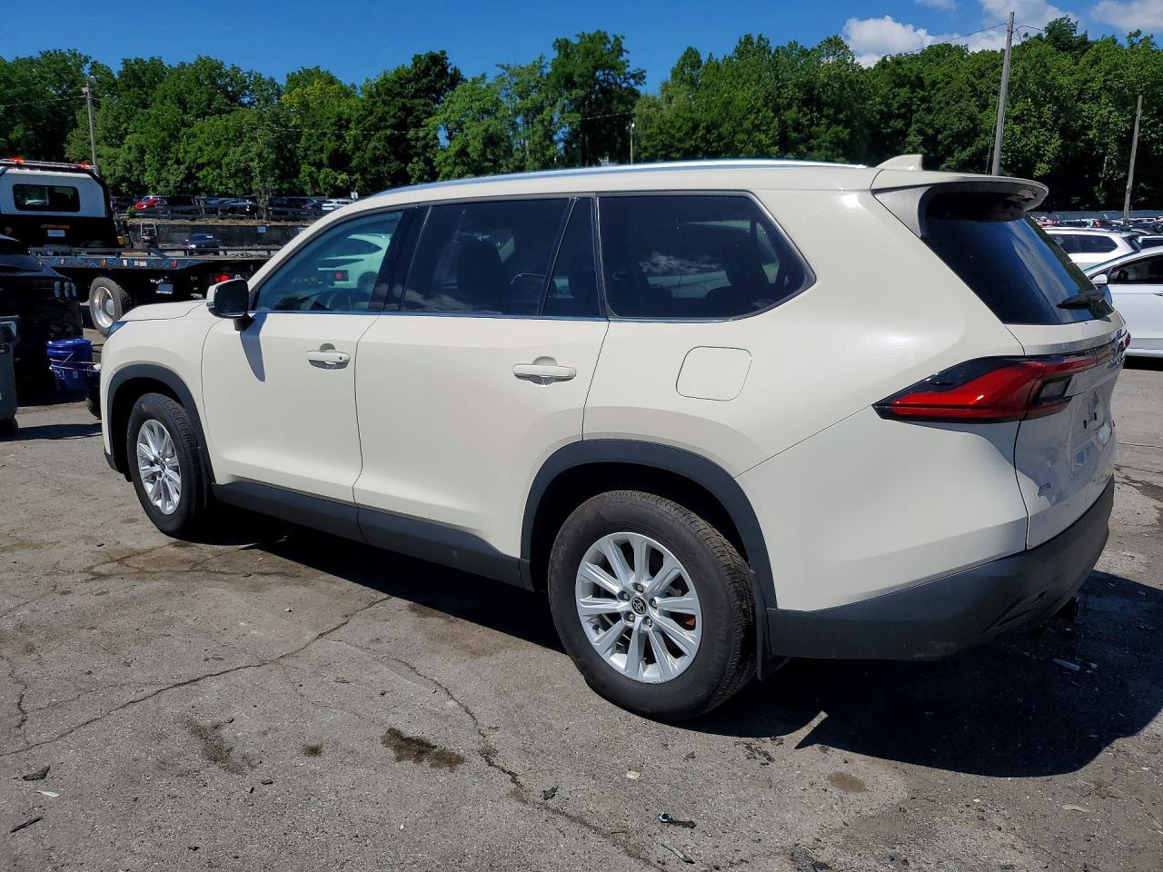 2024 Toyota Grand Highlander Xle - Image 2