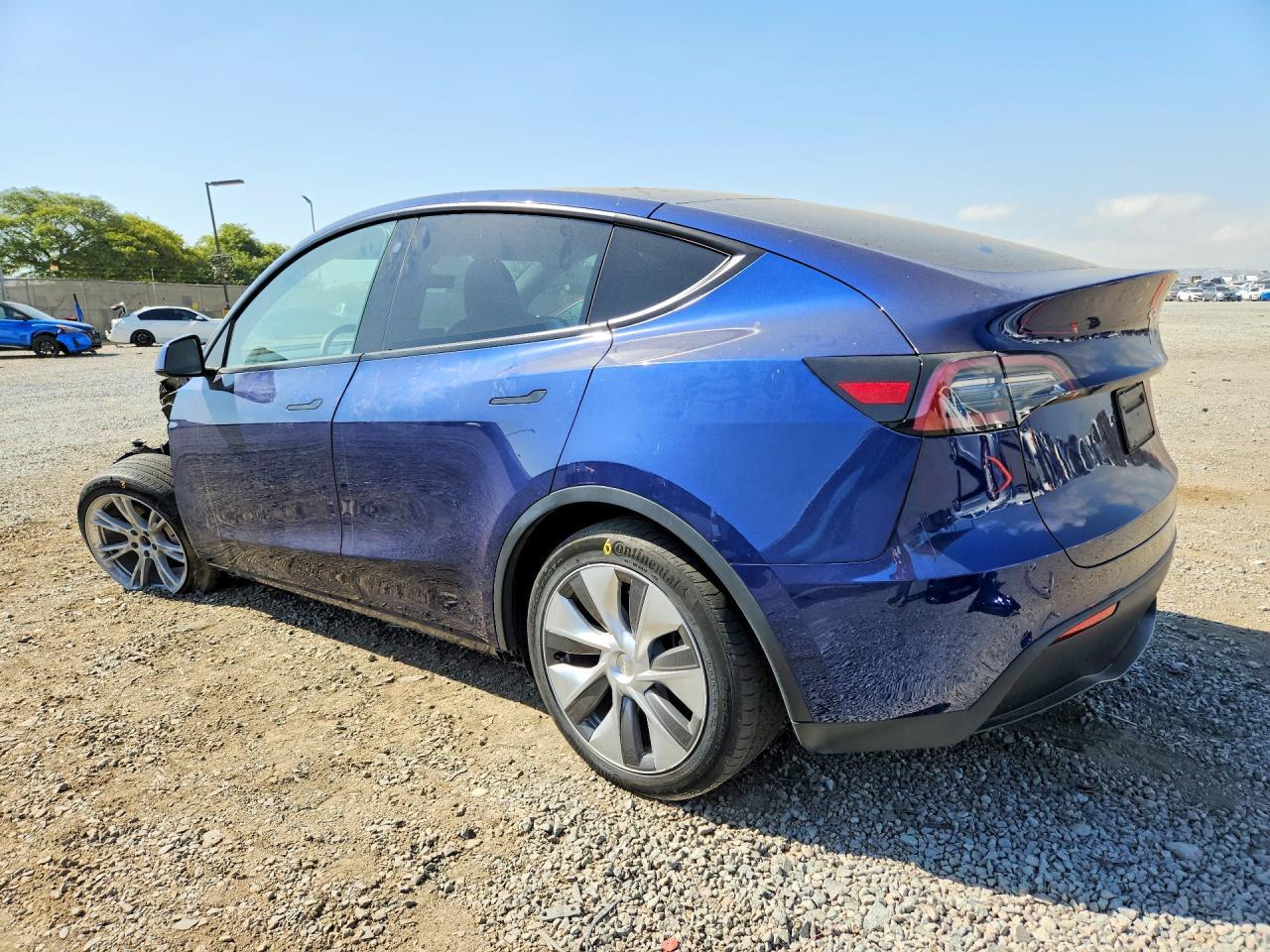 2023 Tesla Model Y - Фото 2