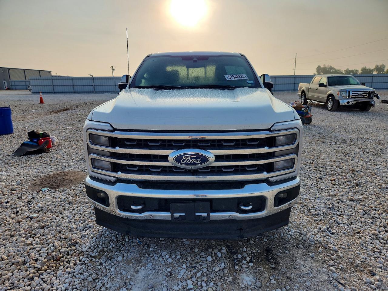 2024 Ford F250 Super Duty - Image 5