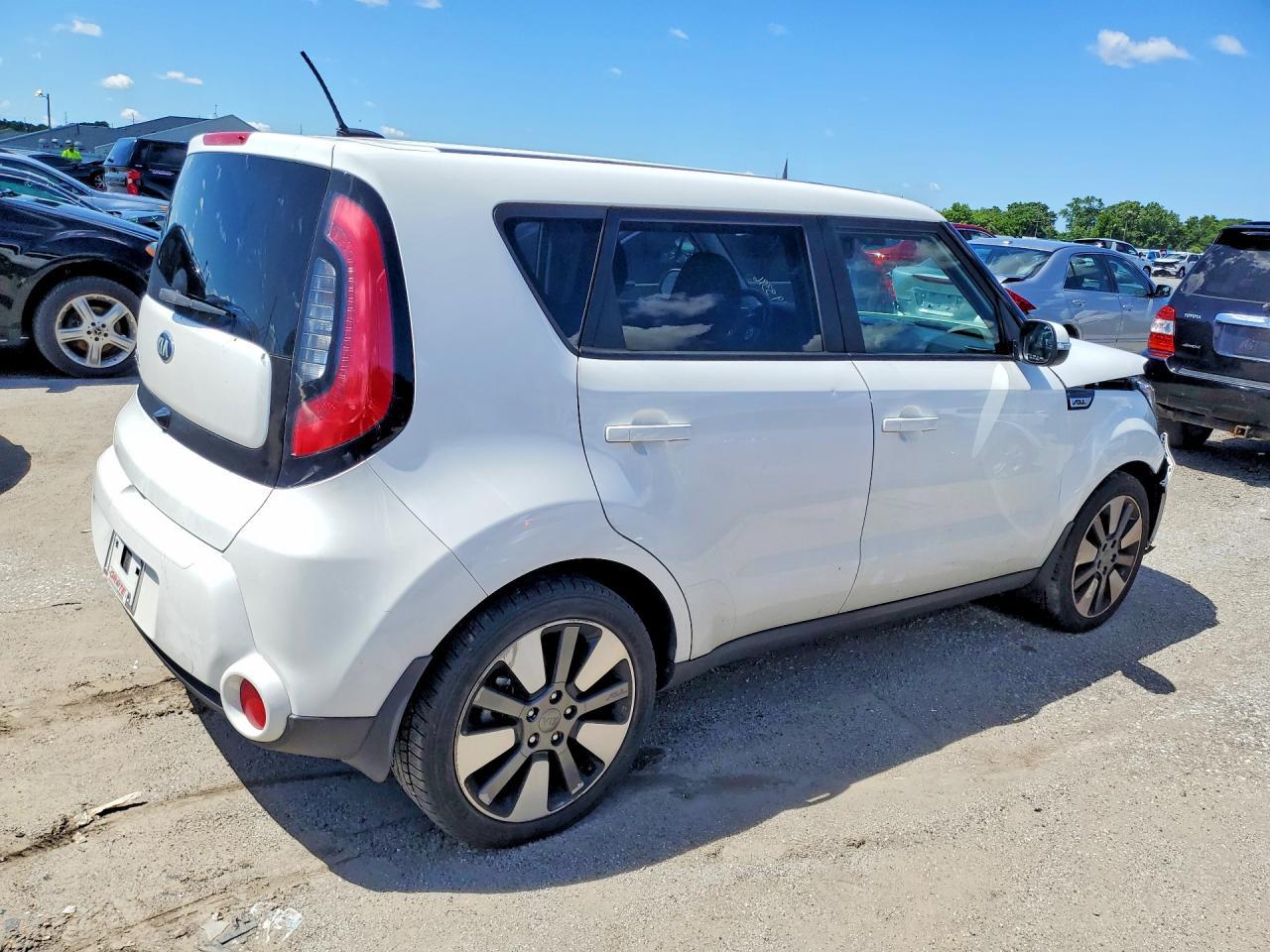 2015 Kia Soul ! - Image 3