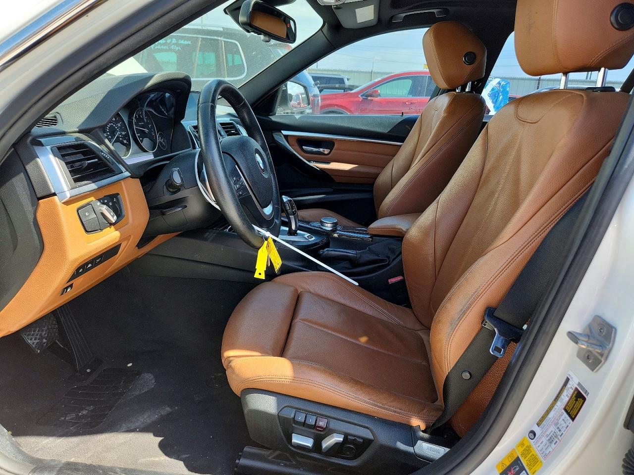 2017 BMW 330E - Фото 7