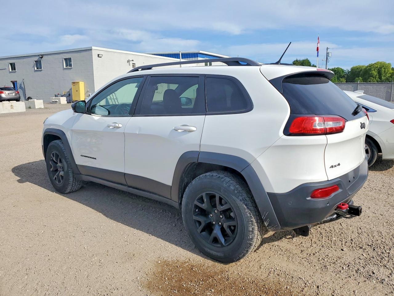 2015 Jeep Cherokee - Фото 2
