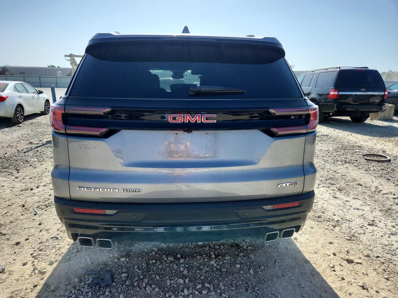 2025 GMC Acadia At4 - Фото 6