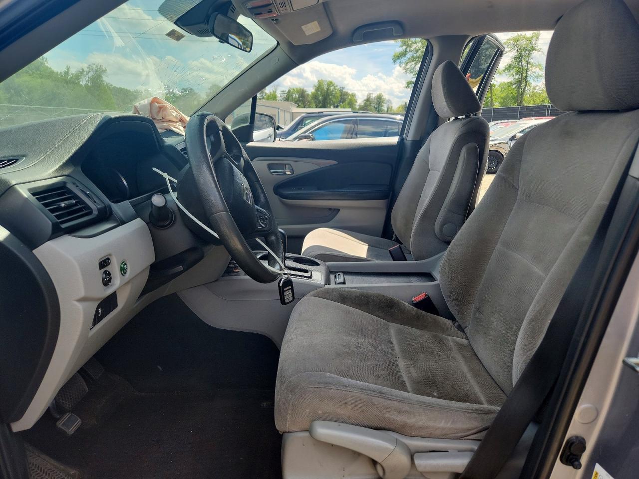 2020 Honda Pilot Lx - Image 7