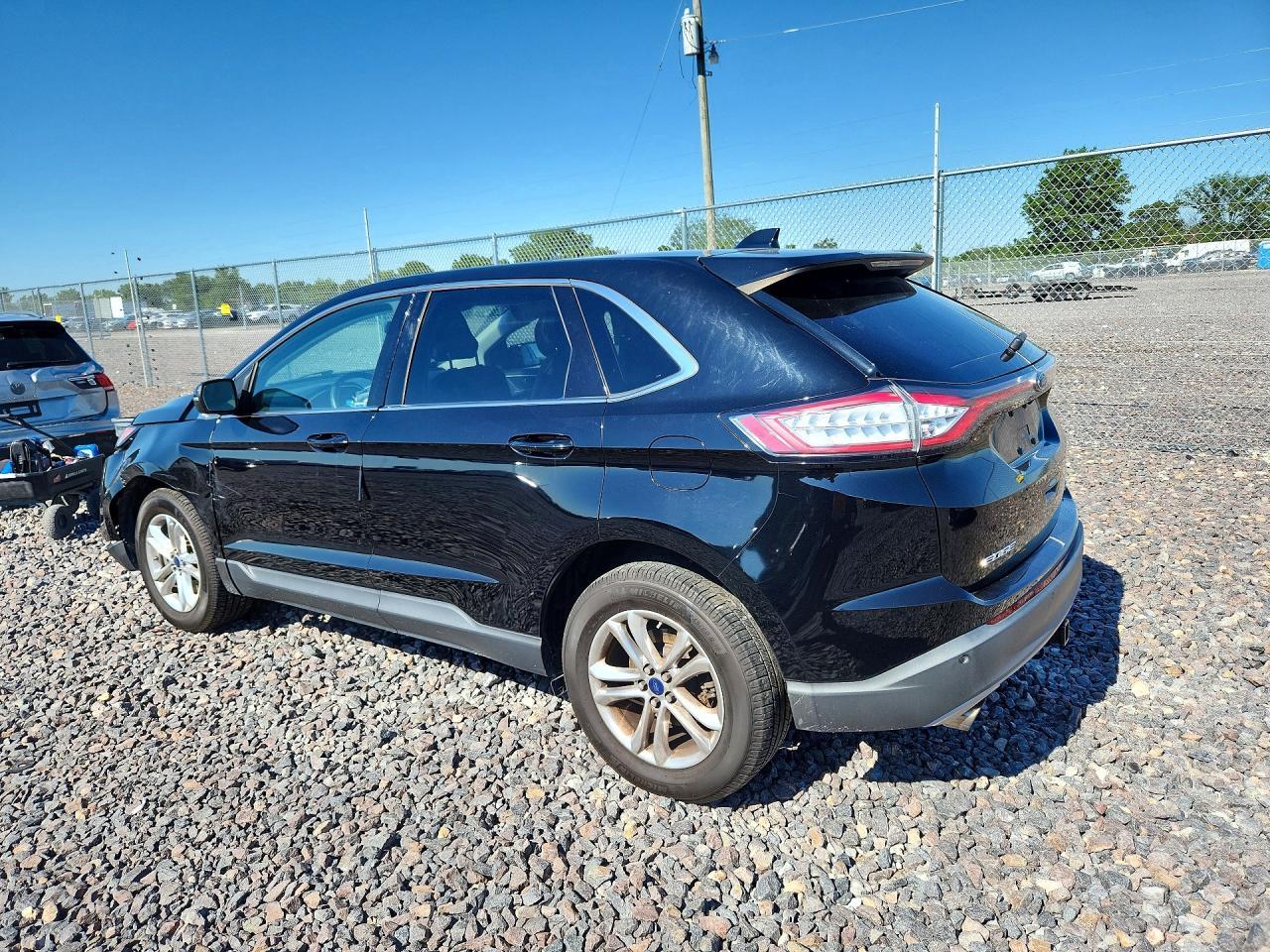 2016 Ford Edge Sel - Image 2