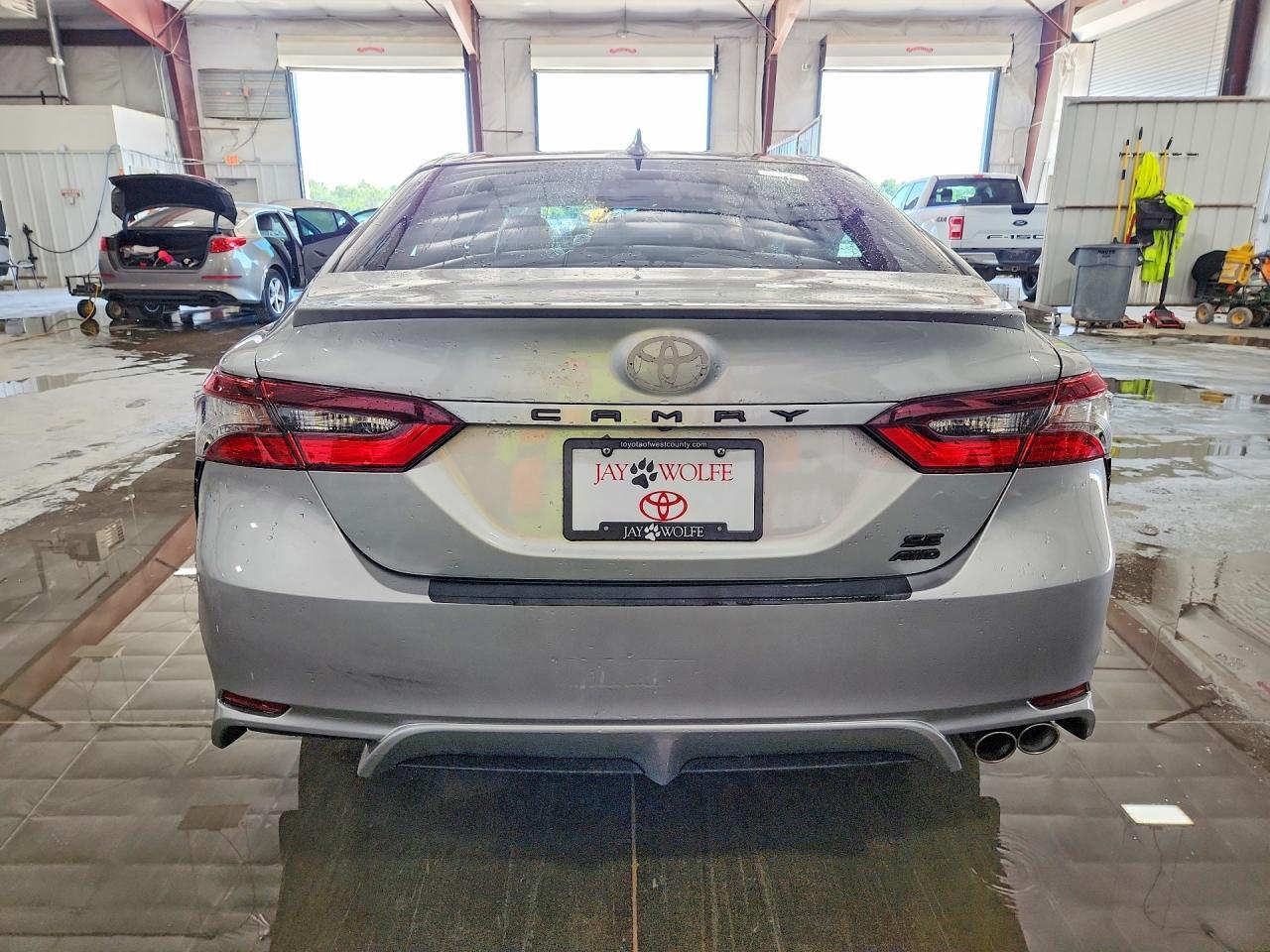 2024 Toyota Camry Se - Image 6