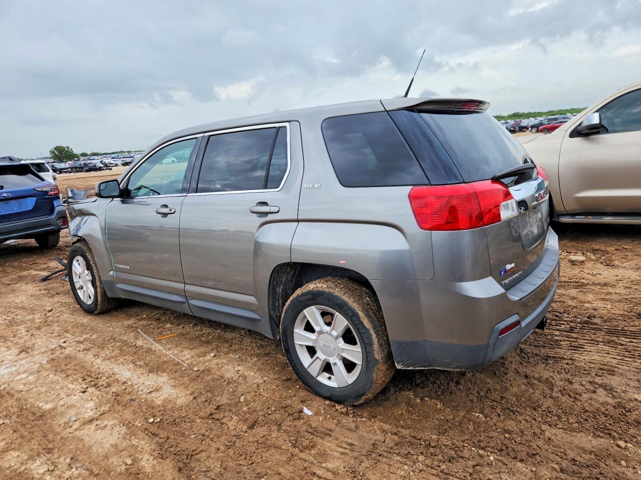 2012 GMC Terrain Sle - Image 2
