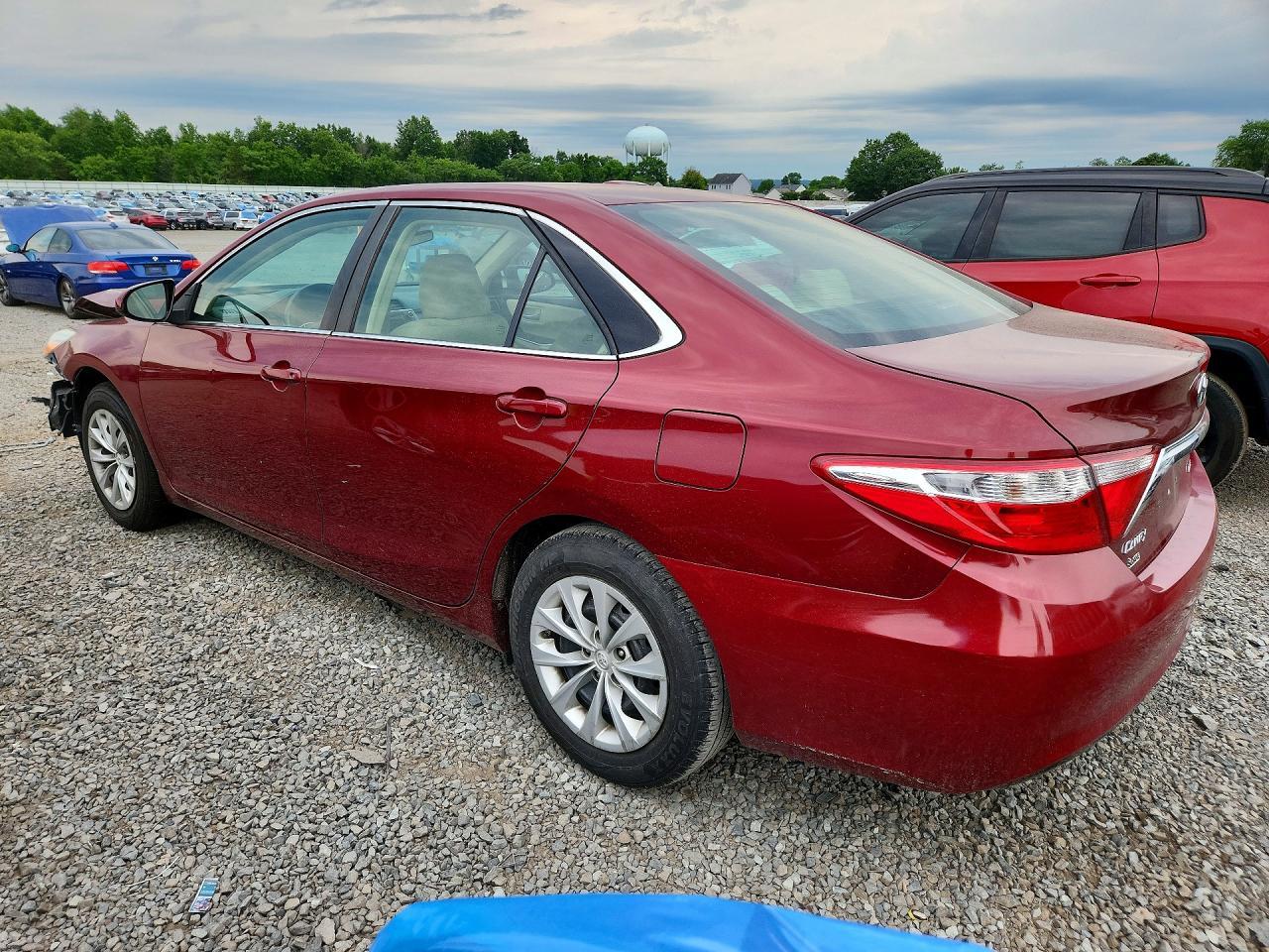 2016 Toyota Camry Le - Image 2