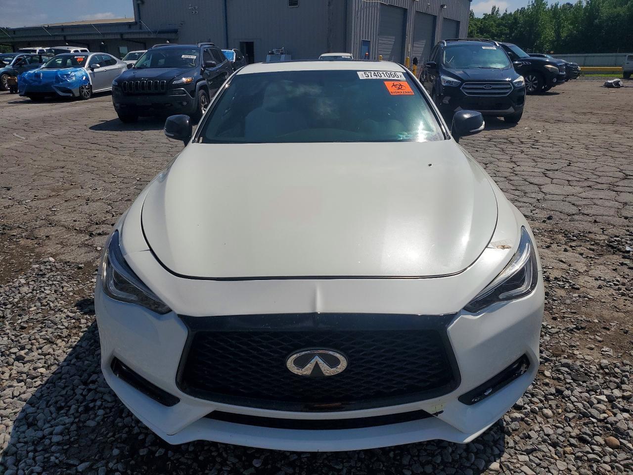 2017 Infiniti Q60 Red Sport 400 - Фото 5