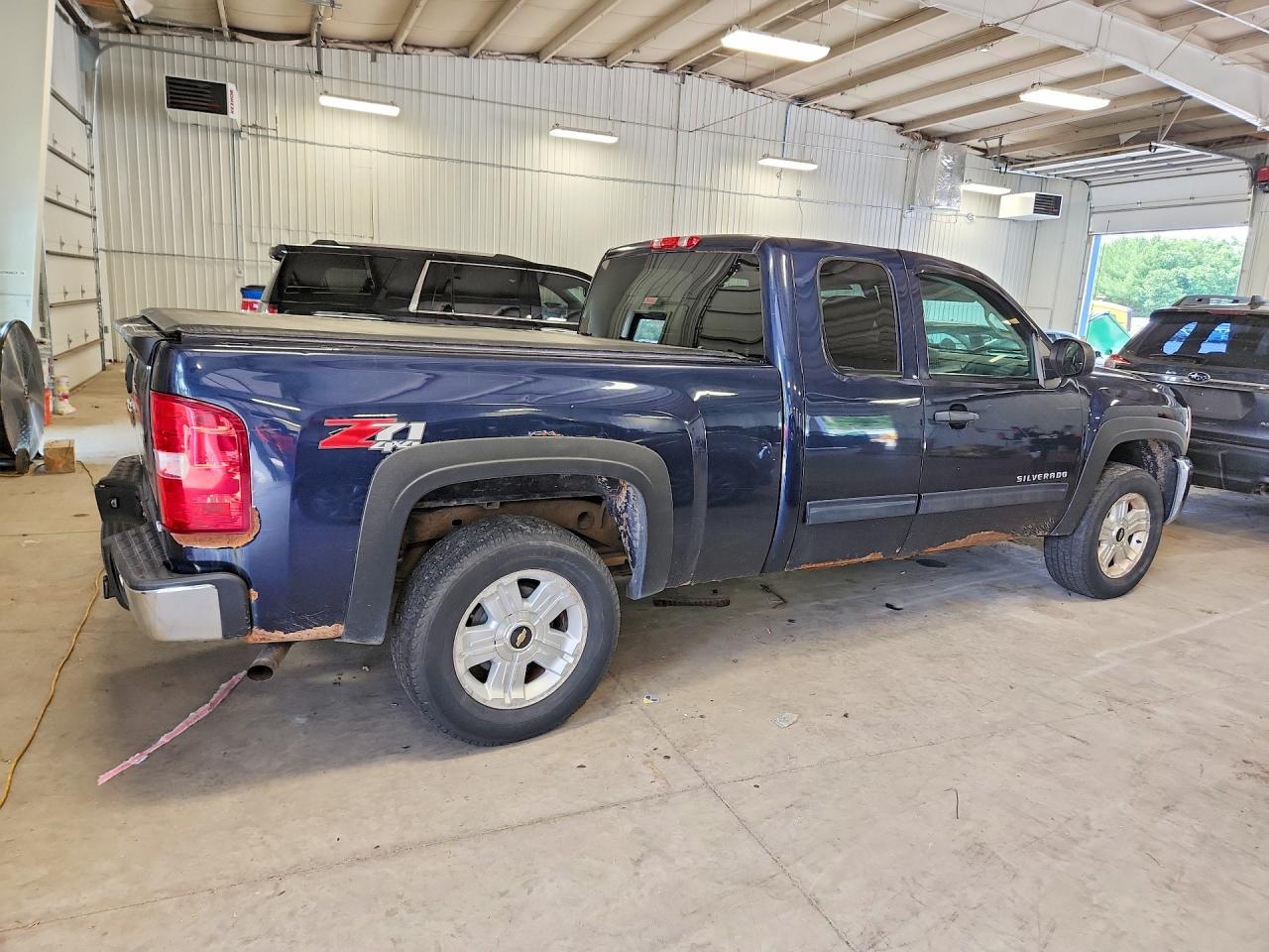 2012 Chevrolet Silverado K1500 Lt - Image 3