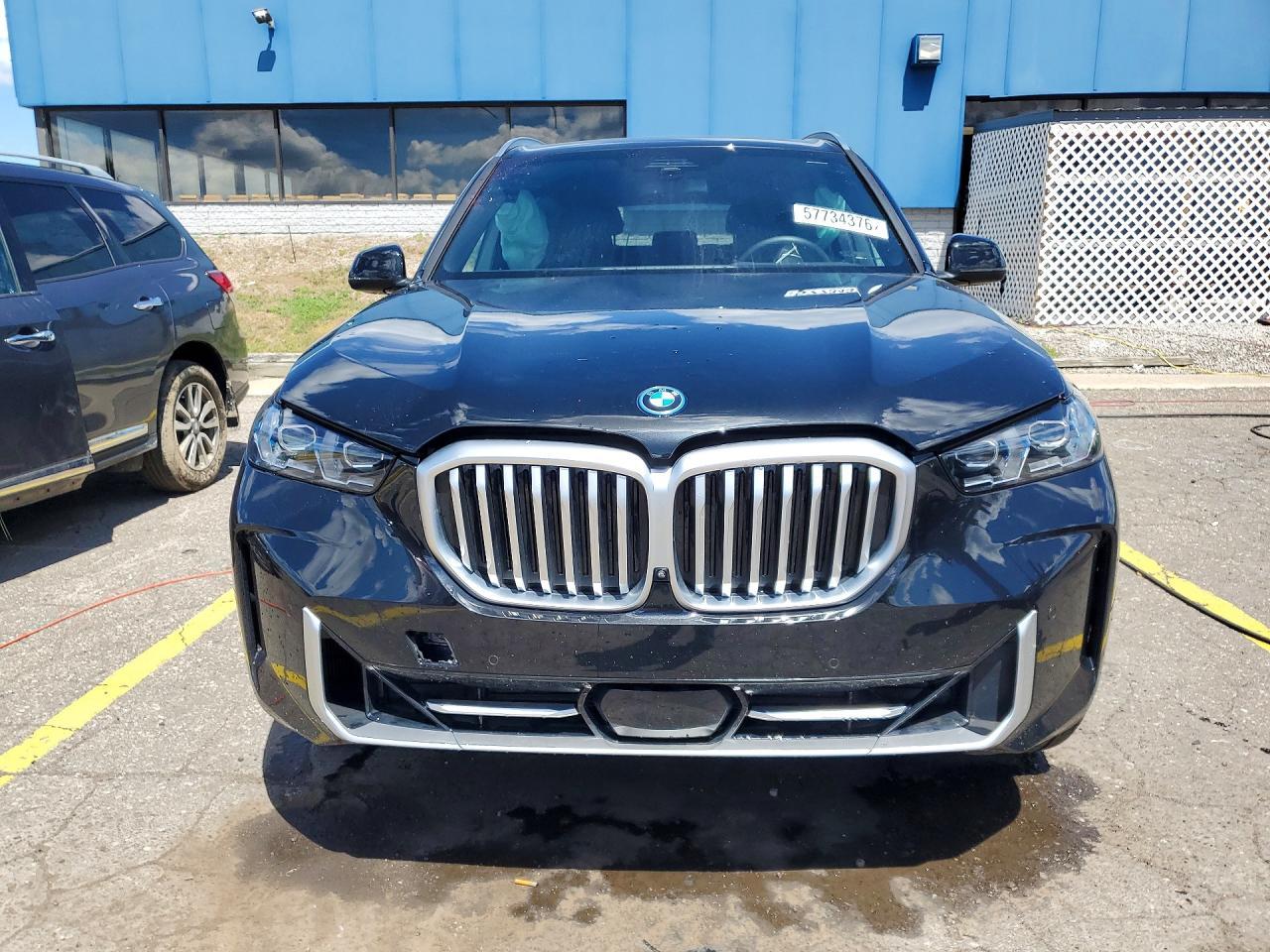 2026 BMW X5 xDrive50E - Фото 5