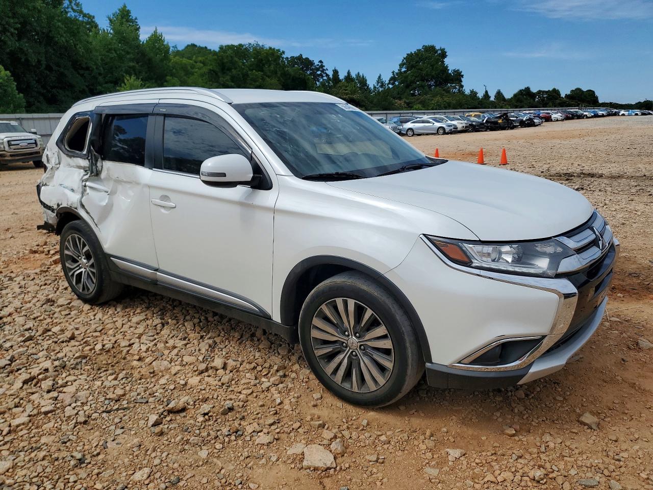 2017 Mitsubishi Outlander Se - Фото 4