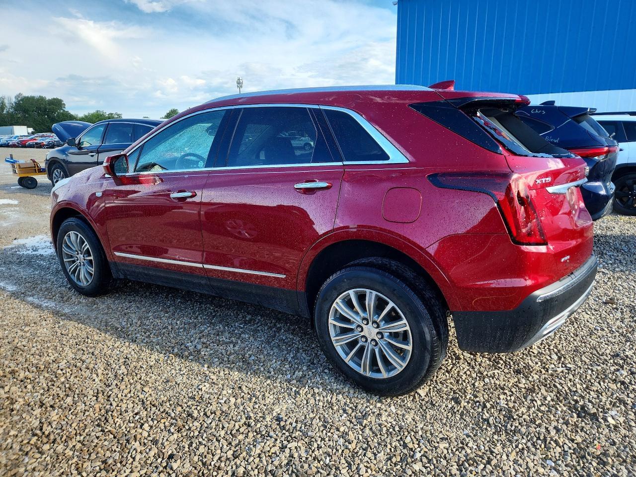 2020 Cadillac Xt5 Premium Luxury - Image 2