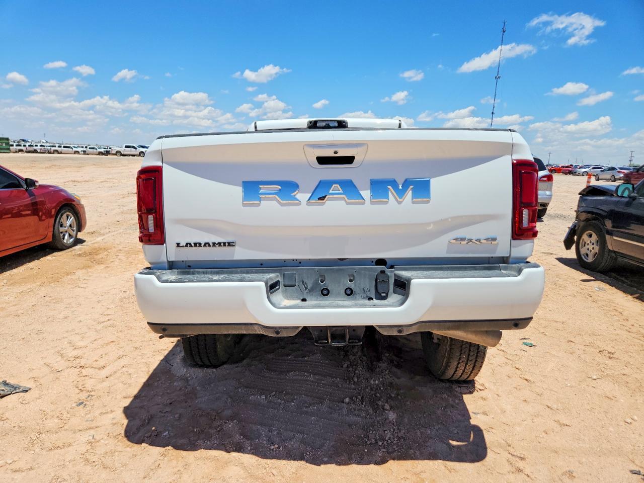 2025 Ram 2500 Laramie - Фото 6