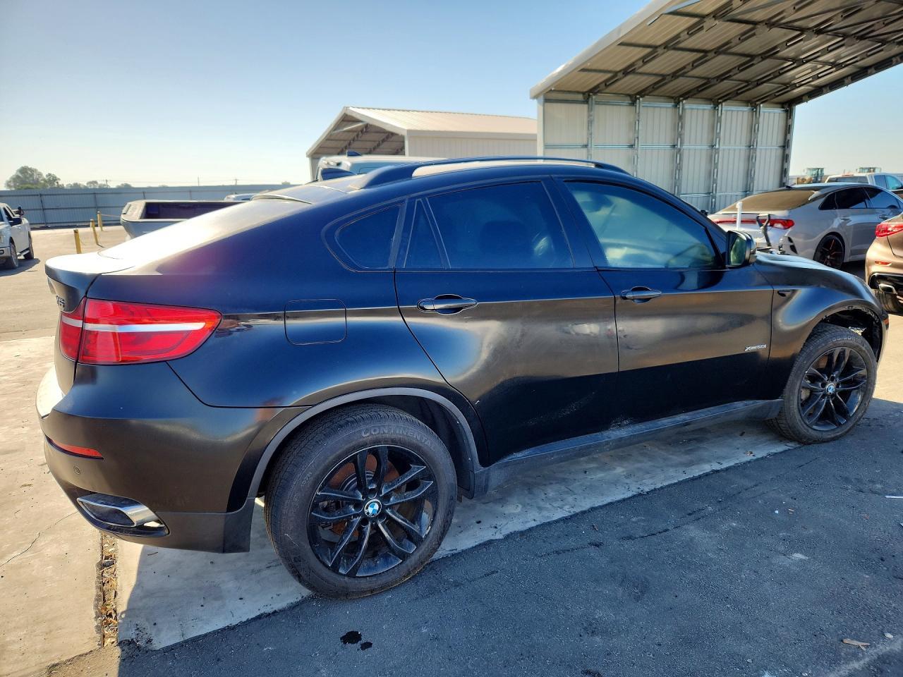 2013 BMW X6 xDrive50I - Фото 3