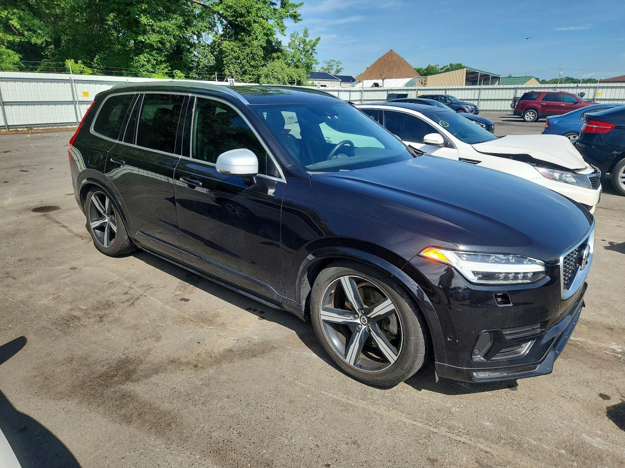 2017 Volvo Xc90 T6 - Фото 4