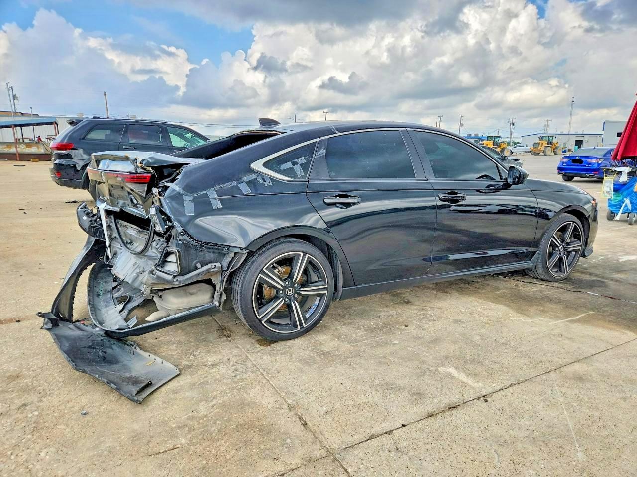 2023 Honda Accord Hybrid Sport - Фото 3