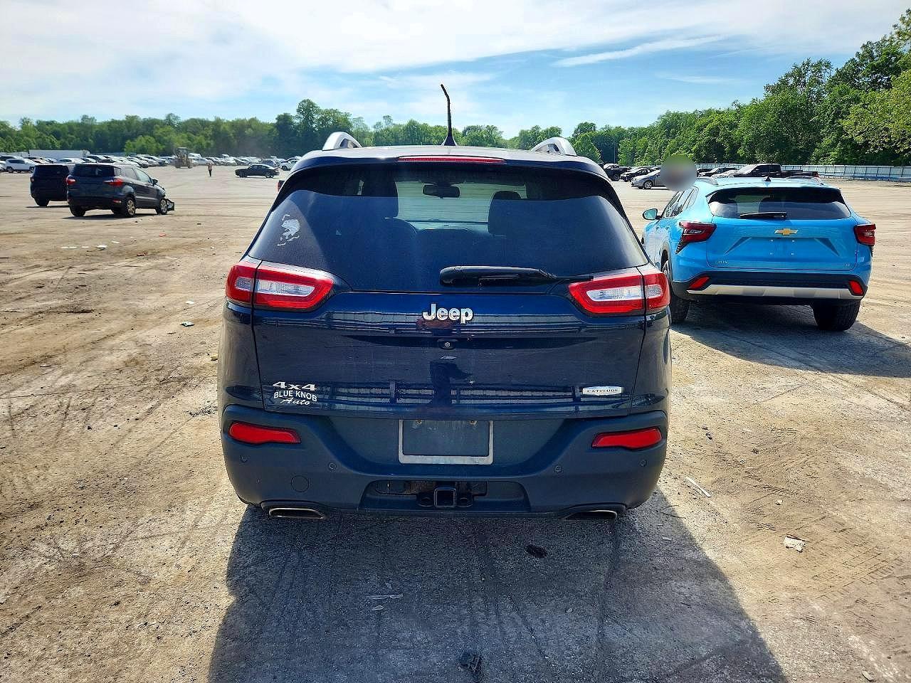 2016 Jeep Cherokee Latitude - Фото 6