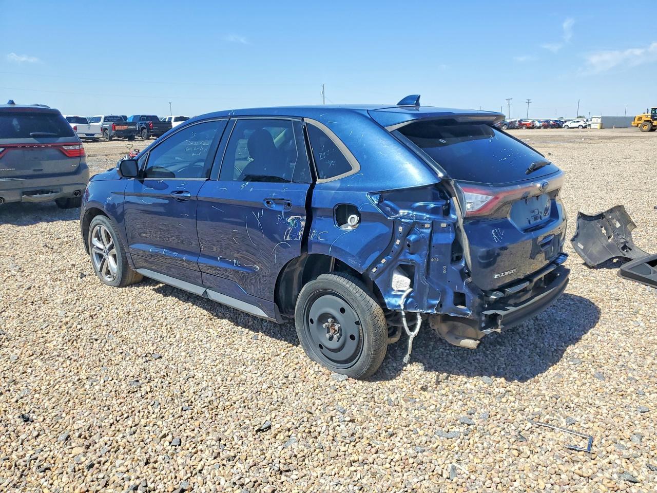 2017 Ford Edge Sport - Фото 2