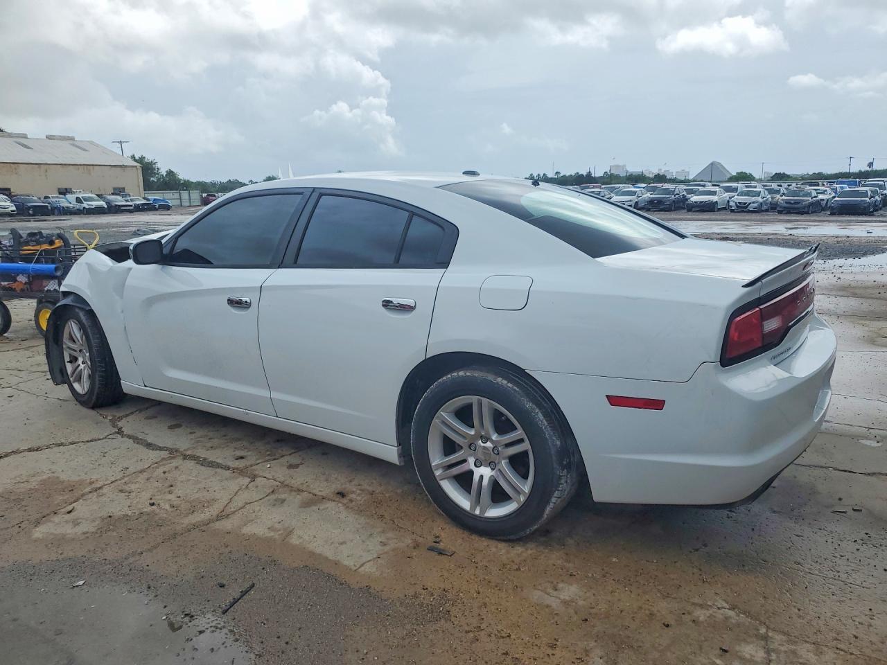 2011 Dodge Charger - Image 2