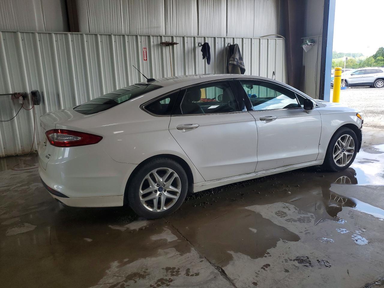 2013 Ford Fusion Se - Фото 3