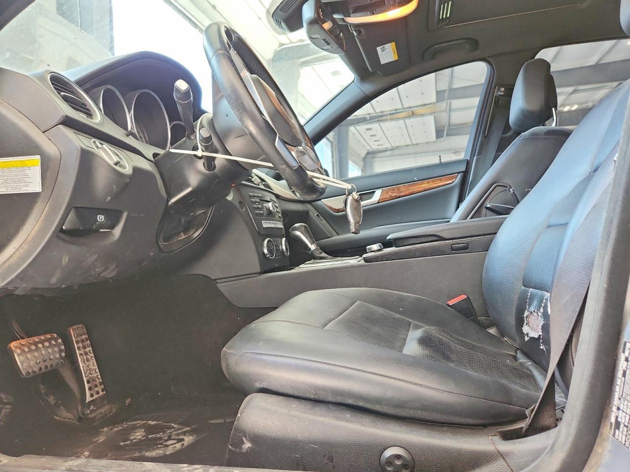 2013 Mercedes-Benz C 300 4Matic - Image 7