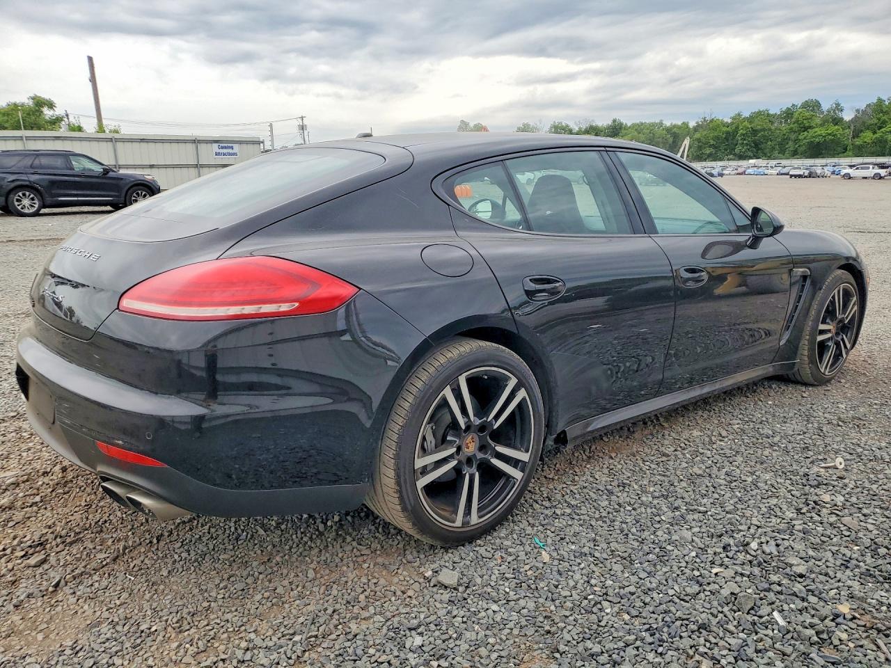 2014 Porsche Panamera S - Фото 3