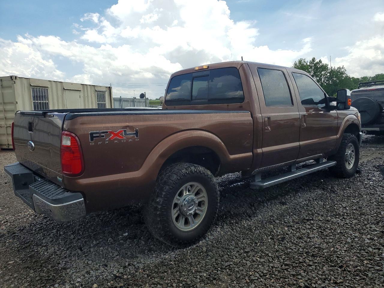 2011 Ford F250 Super Duty - Фото 3