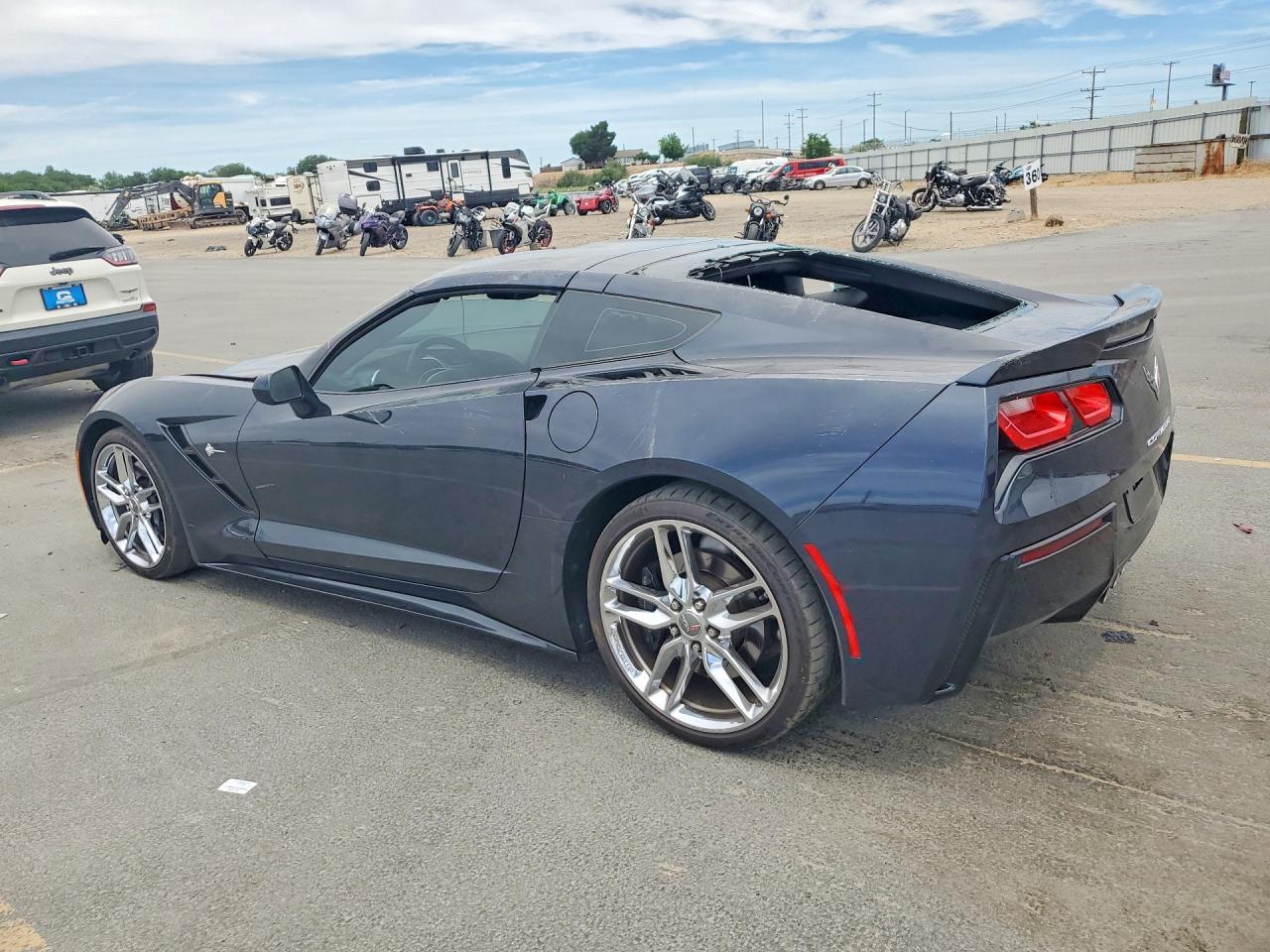 2014 Chevrolet Corvette Stingray Z51 3Lt - Фото 2