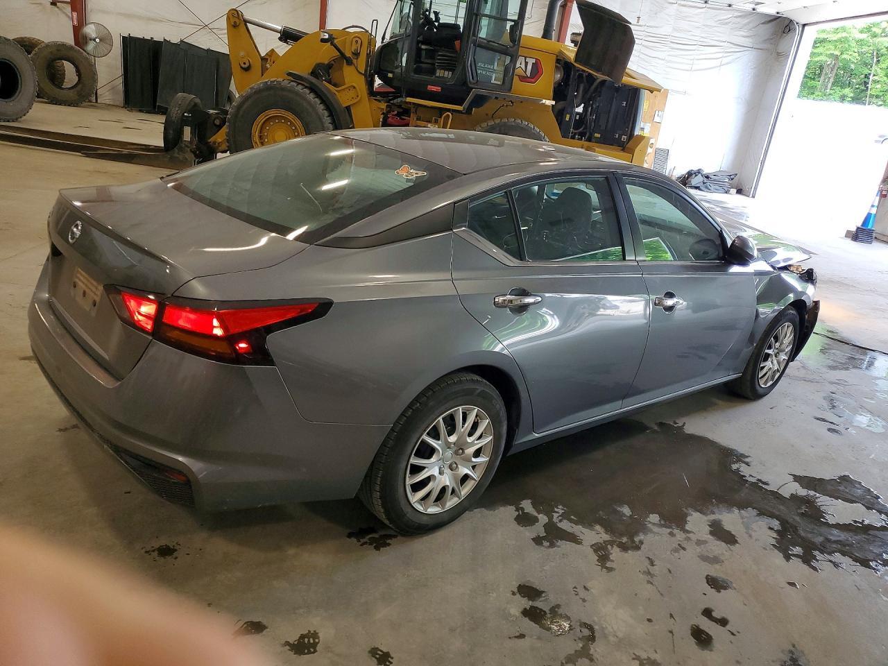 2022 Nissan Altima S - Фото 3