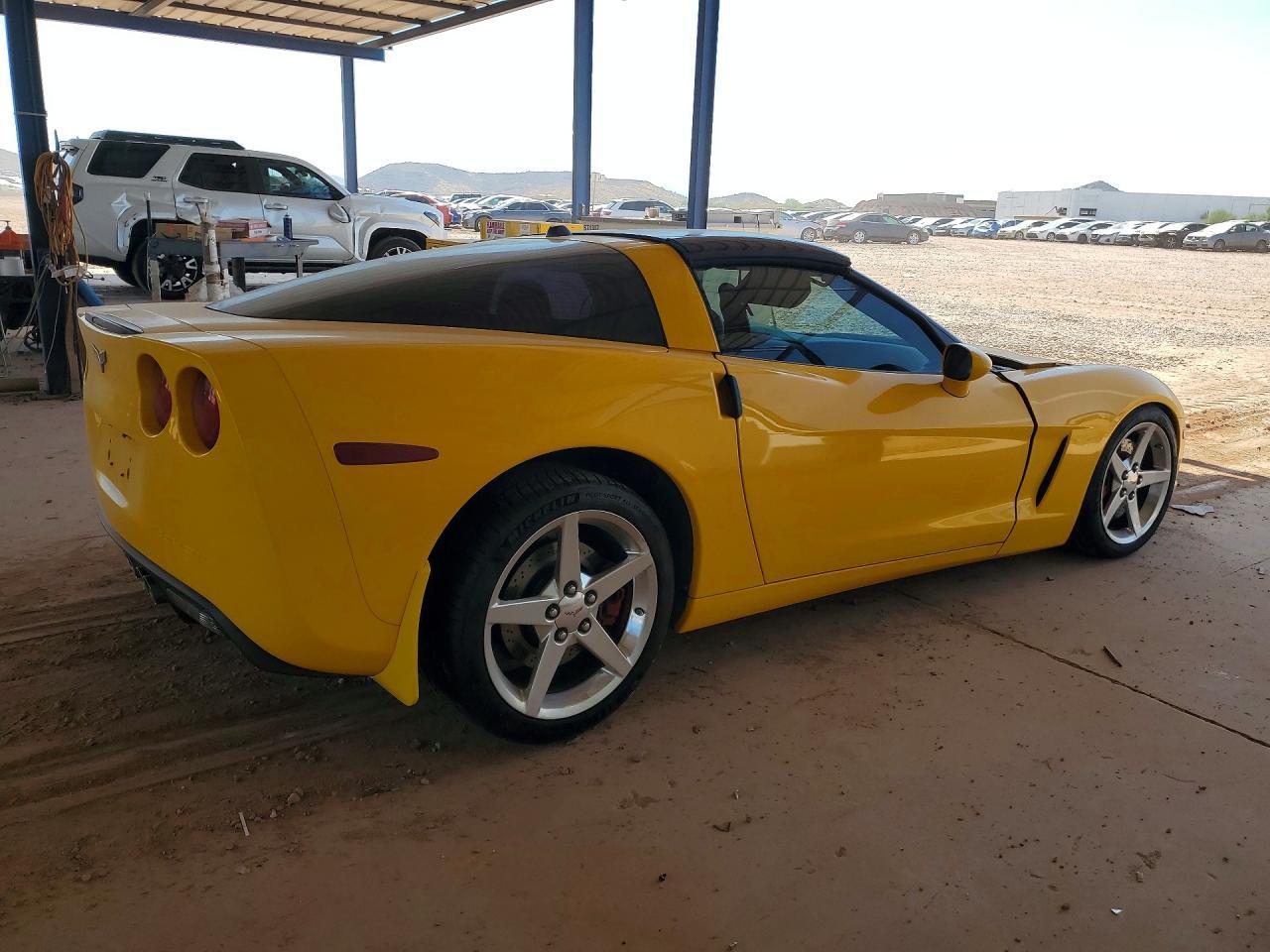 2005 Chevrolet Corvette - Фото 3
