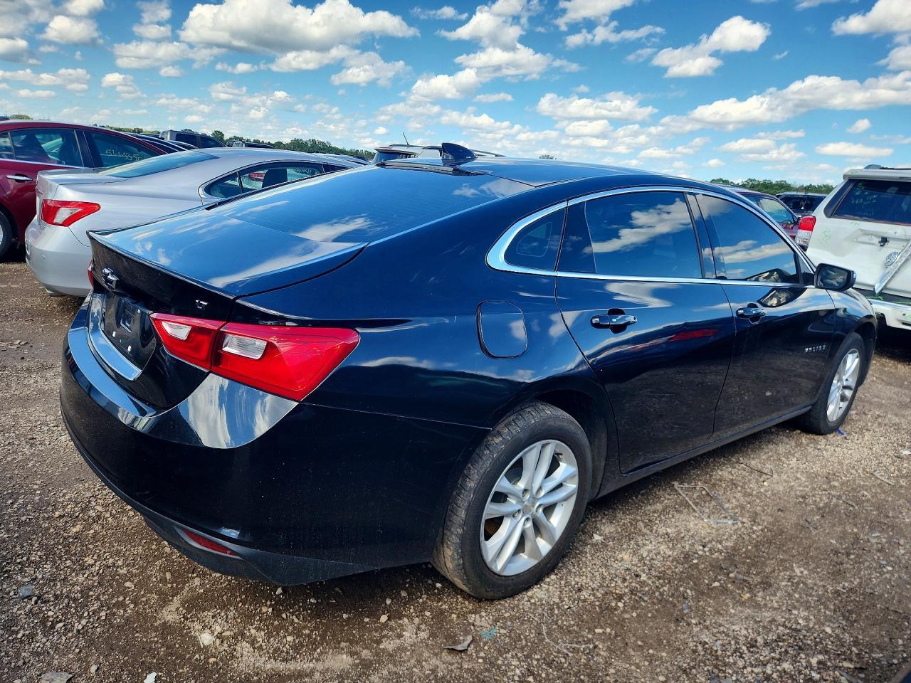 2017 Chevrolet Malibu Lt - Фото 3