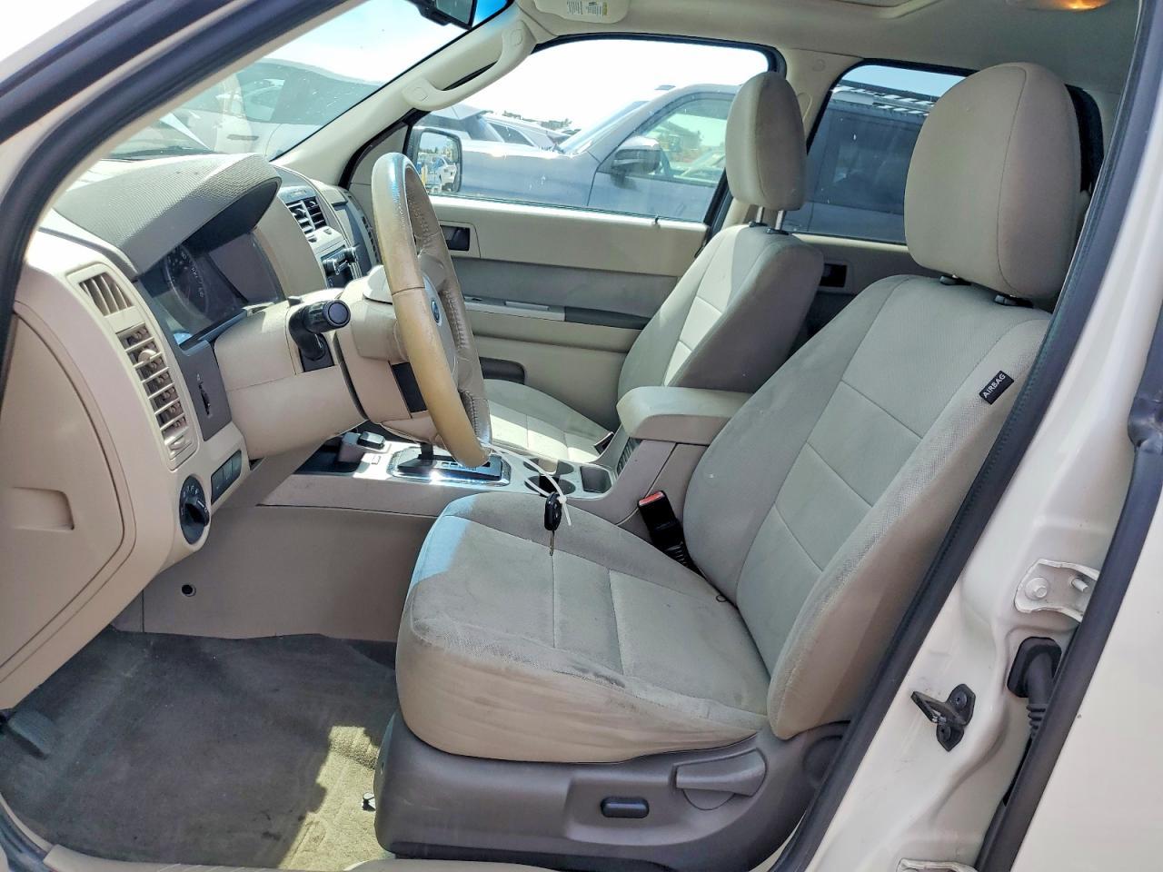 2010 Ford Escape Hybrid - Image 7