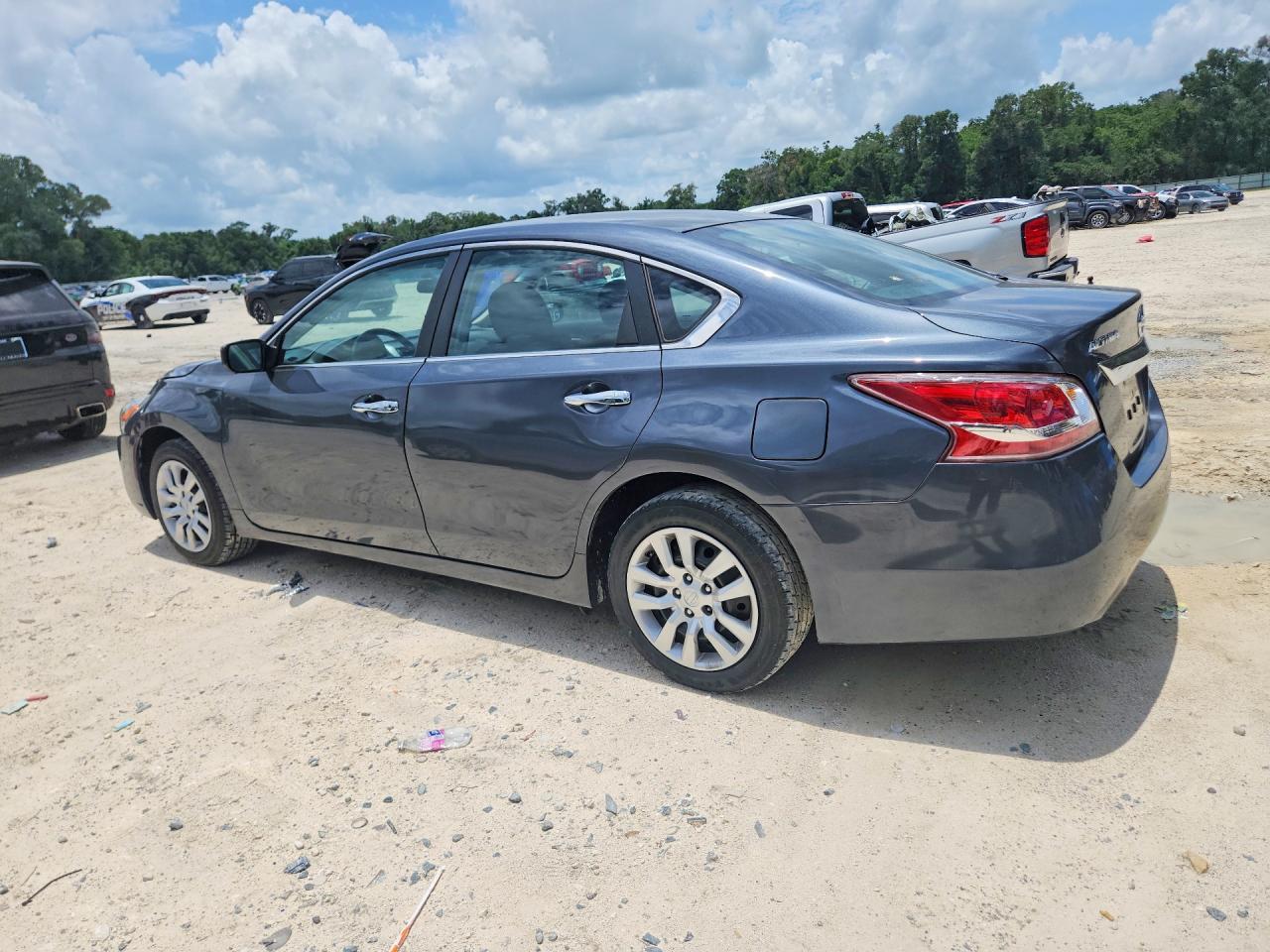 2013 Nissan Altima 2.5 - Image 2