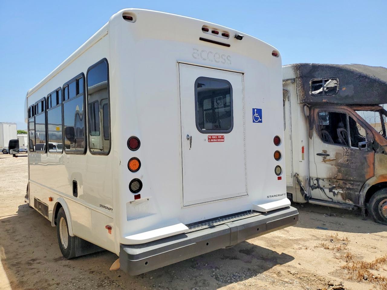 2019 Ford Access Shuttle Bus - Фото 3