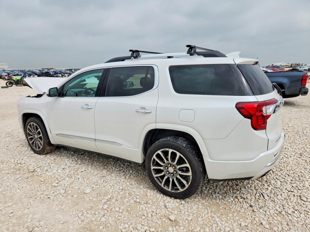 2020 GMC Acadia Denali - Фото 2