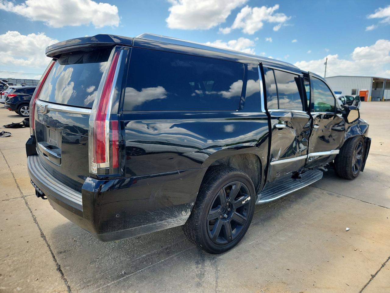 2017 Cadillac Escalade Esv Luxury - Фото 3