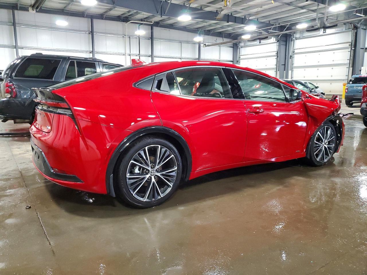 2025 Toyota Prius Xle - Image 3