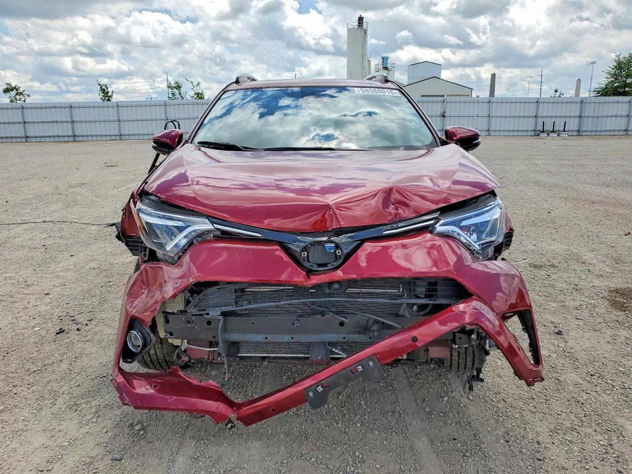 2018 Toyota Rav4 - Image 5